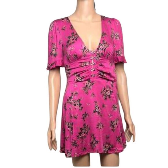 Urban Outfitters Aritha Hook & Eye Pink Floral Babydoll Mini Dress Size Small - Picture 3 of 11
